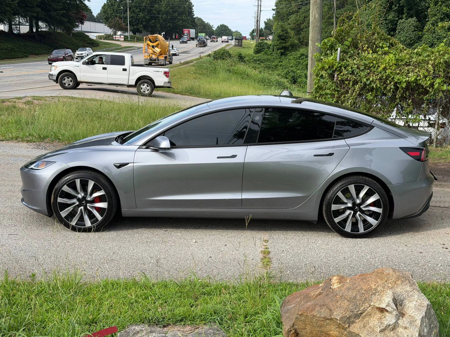 tesla model 3 2025 5YJ3E1EA2SF995648 image tesla model 3 2025 5YJ3E1EA2SF995648 image